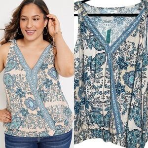 Maurices WMNS NWT Plus Size Paisley Sleeveless Surplice Top w/ Banded Bottom 1x